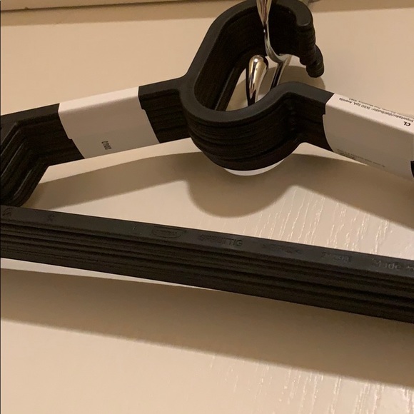 Set of 20 individual IKEA hangers plastic black SPRING CLEAN - Picture 15 of 16